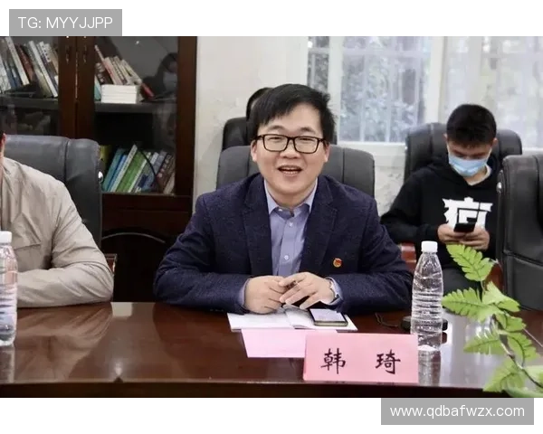 武汉羽毛球队的奋斗与荣耀杯赛之路揭秘与突破历程分享